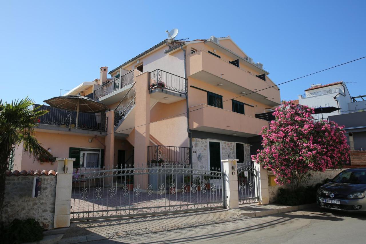 Guest House Lorenta Vodice Esterno foto