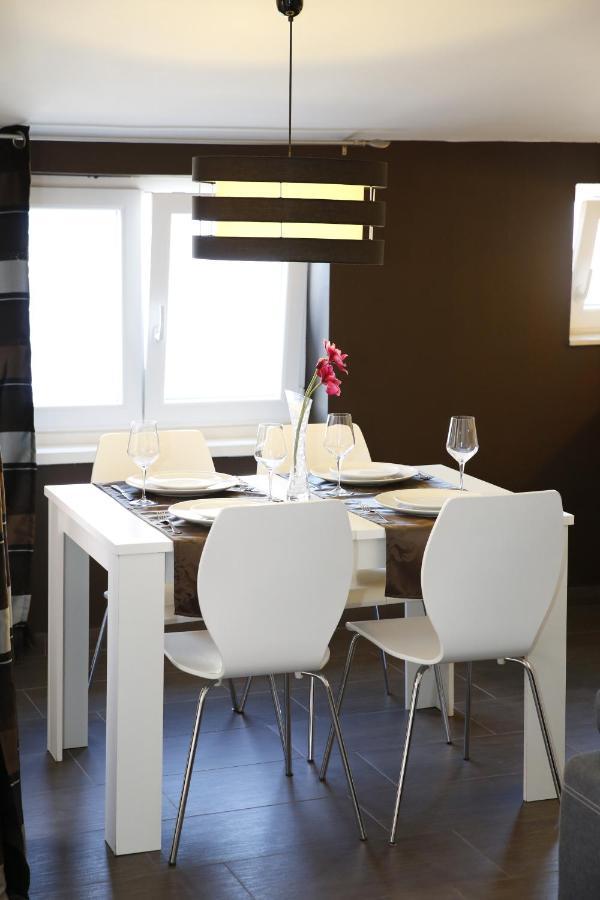 Guest House Lorenta Vodice Esterno foto