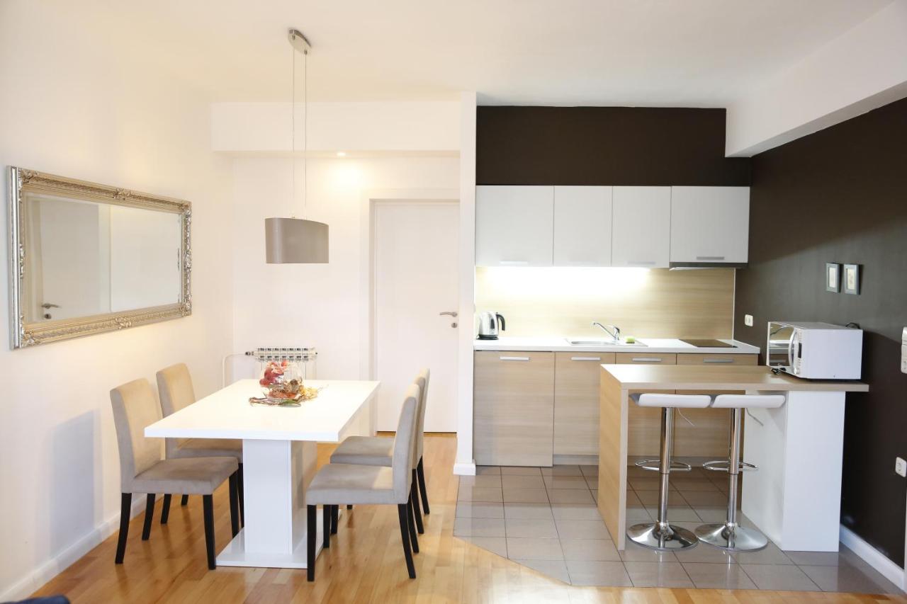 Guest House Lorenta Vodice Esterno foto