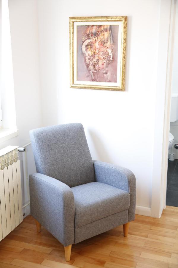 Guest House Lorenta Vodice Esterno foto