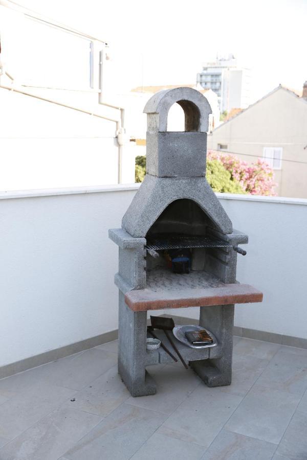 Guest House Lorenta Vodice Esterno foto