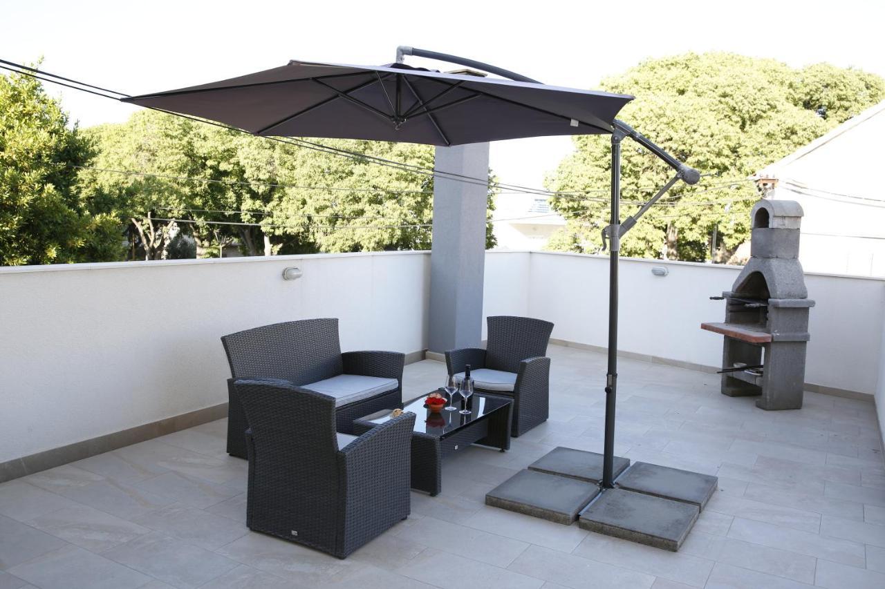Guest House Lorenta Vodice Esterno foto