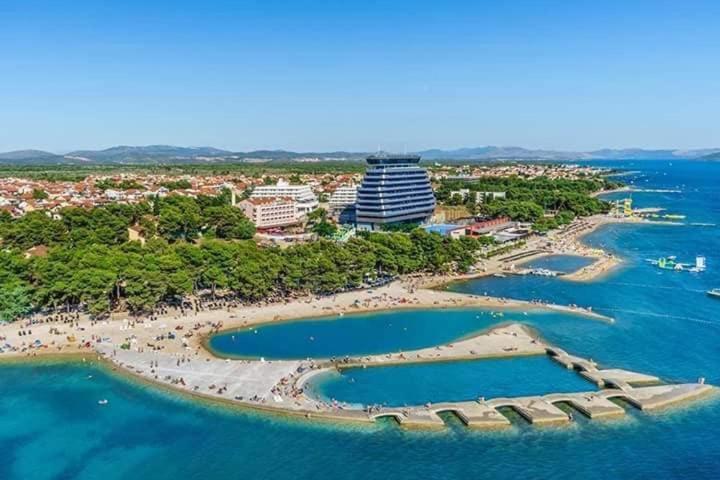 Guest House Lorenta Vodice Esterno foto