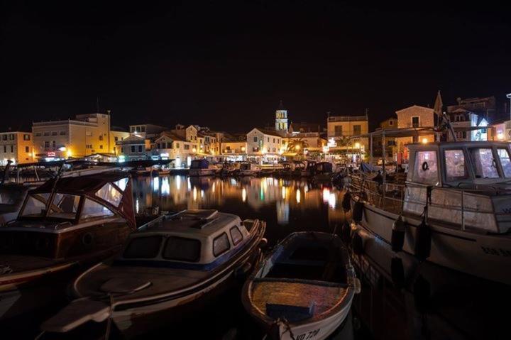 Guest House Lorenta Vodice Esterno foto
